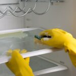 Come pulire il frigo e il freezer